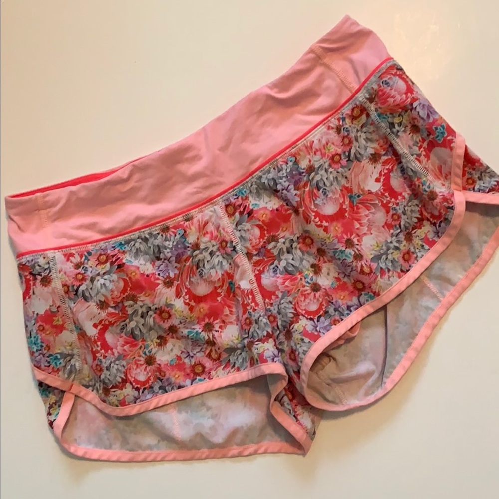 Lululemon Speed Shorts, size 6